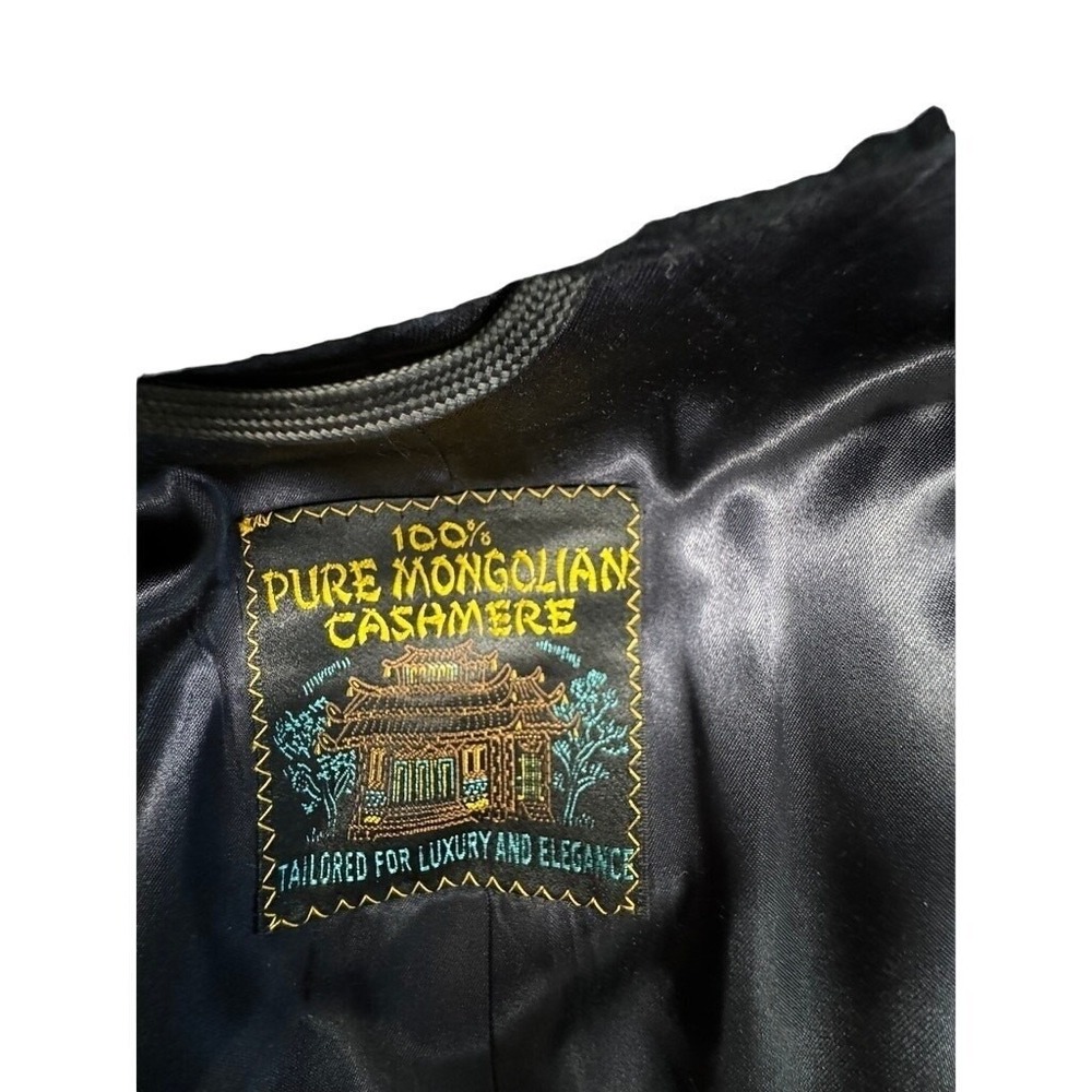 100% PURE MONGOLIAN CASHMERE, Beautiful, Long Trench Coat, Small Spot PLZ READ!!